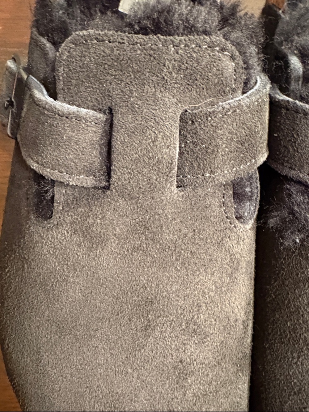 Birkenstock Boston VL/Shearling Suede Clog - Black - 9 Narrow - Picture 4 of 14